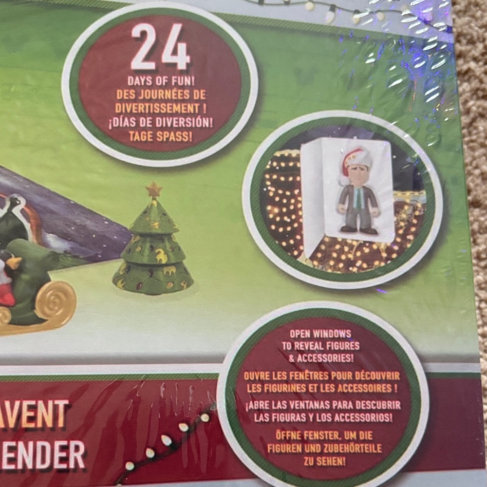 Holiday National Christmas Vacation Advent Calendar with Festive Decor - Picture 7 of 9